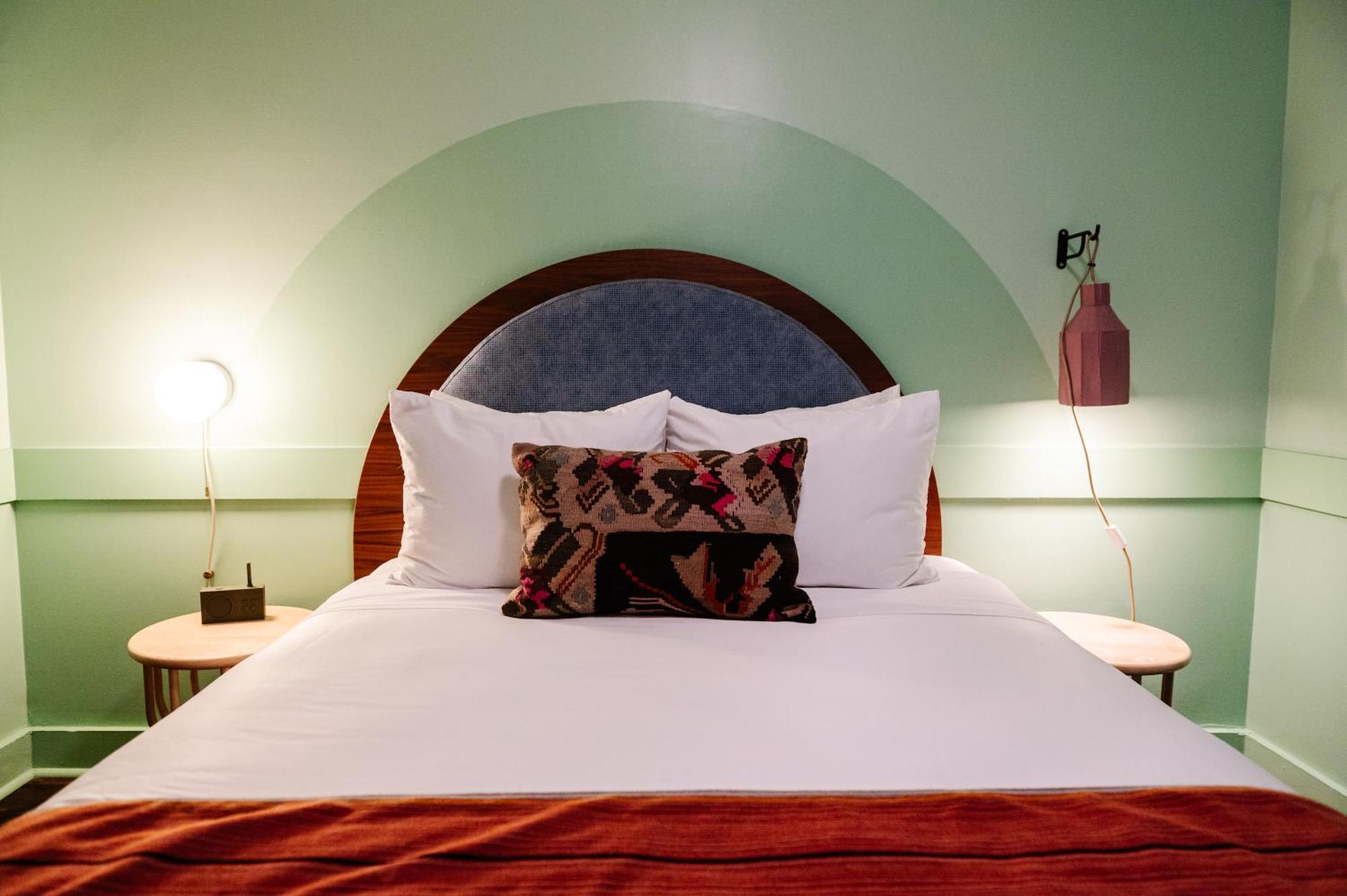 The Frenchmen By Kasa Living Hotel New Orleans